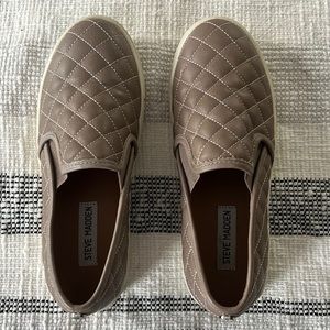 Steve Madden Sneakers